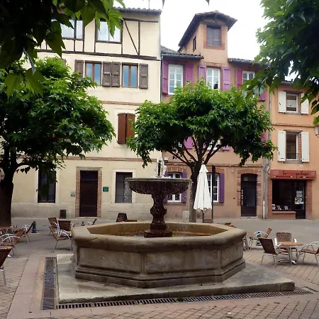 L'emplace Bleu Et Sa Fontaine Lejlighed *